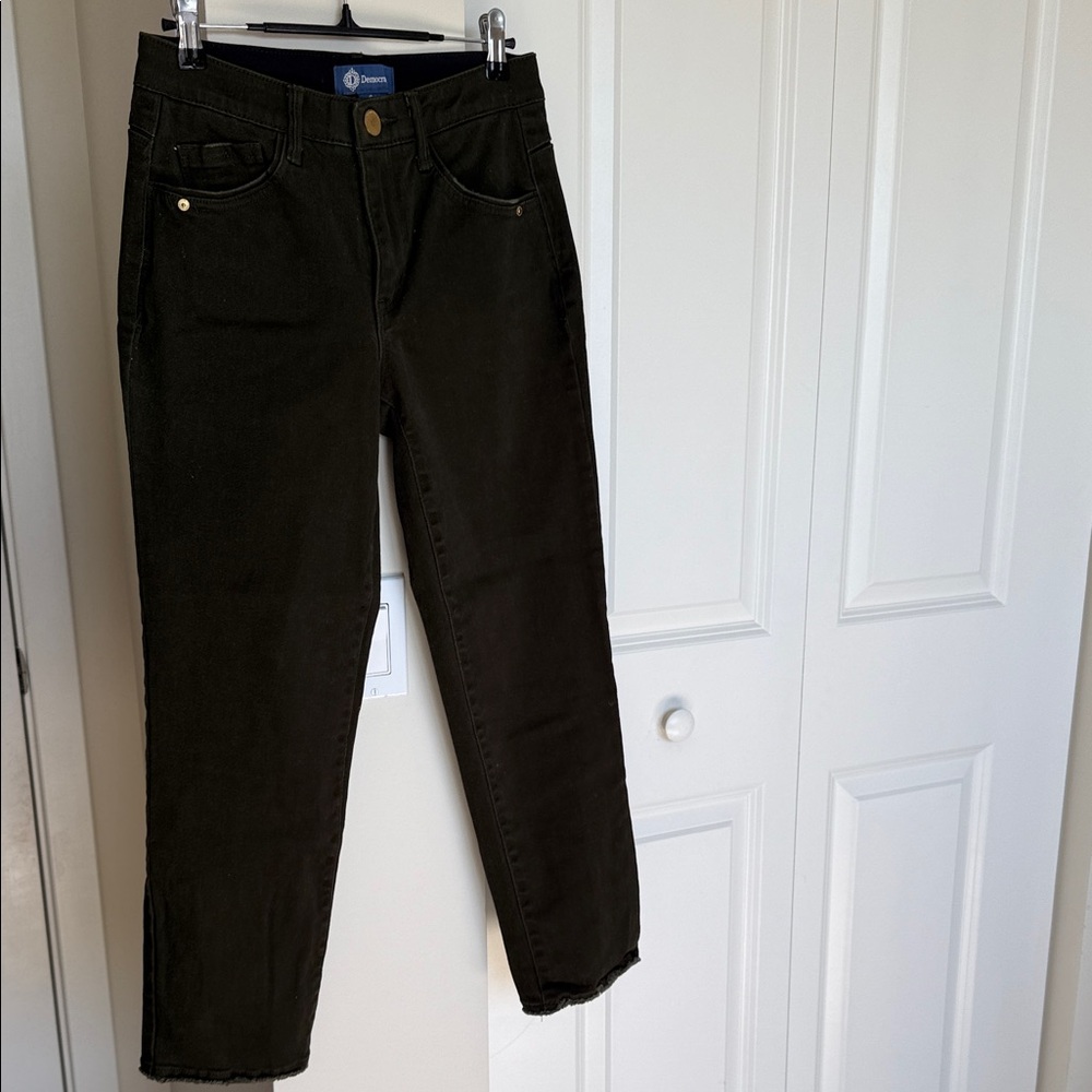 Democracy Women's Olive Jeans